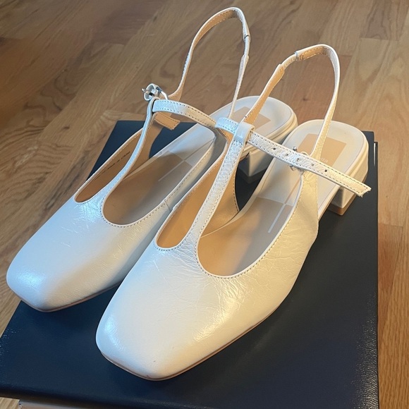 Dolce Vita Cream Slingback Heels - Picture 5 of 8